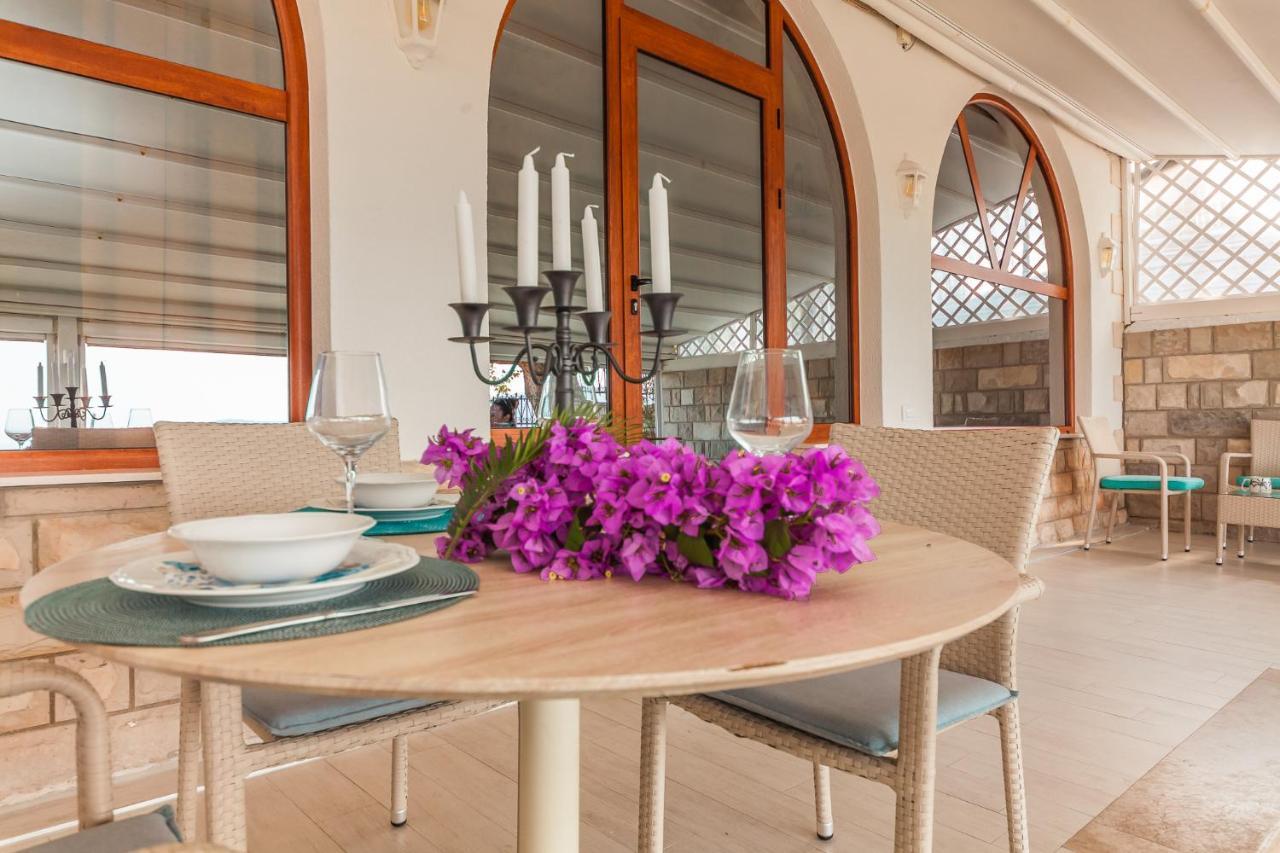Apartments Belvedere Херцег Нови Екстериор снимка