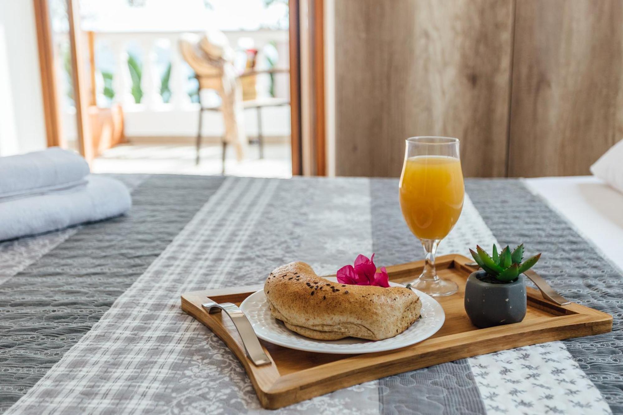 Apartments Belvedere Херцег Нови Екстериор снимка