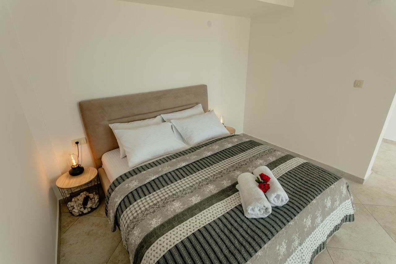 Apartments Belvedere Херцег Нови Екстериор снимка